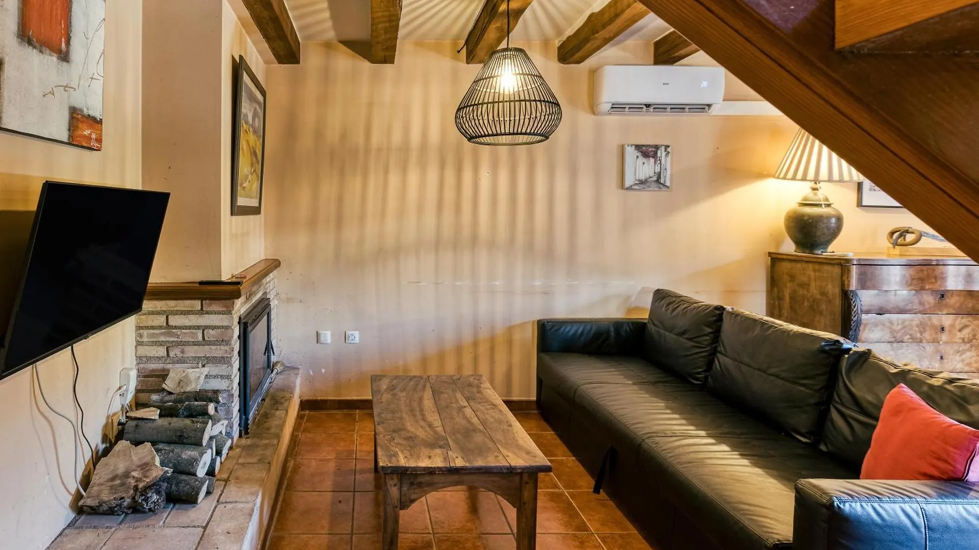Cal Matali Guest House Espolla Country house